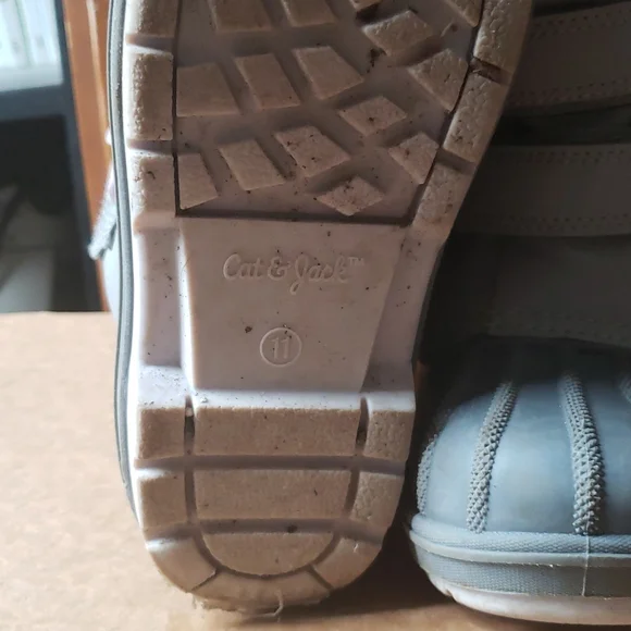 Cat & Jack Kids Winter Boots - Picture 3 of 3